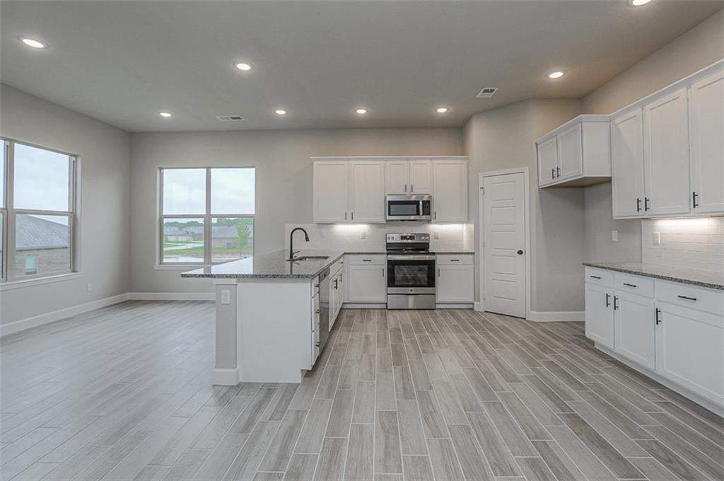6751 Arapahoe Drive