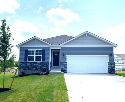 Photo of 21005 W 217th Street, Spring Hill, KS 66083 (MLS # 2619318)