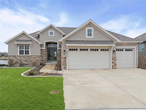 4313 Lakeshore Drive Basehor KS 66007