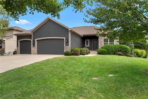 Photo of 19813 Elmridge Street, Spring Hill, KS 66083 (MLS # 2642344)