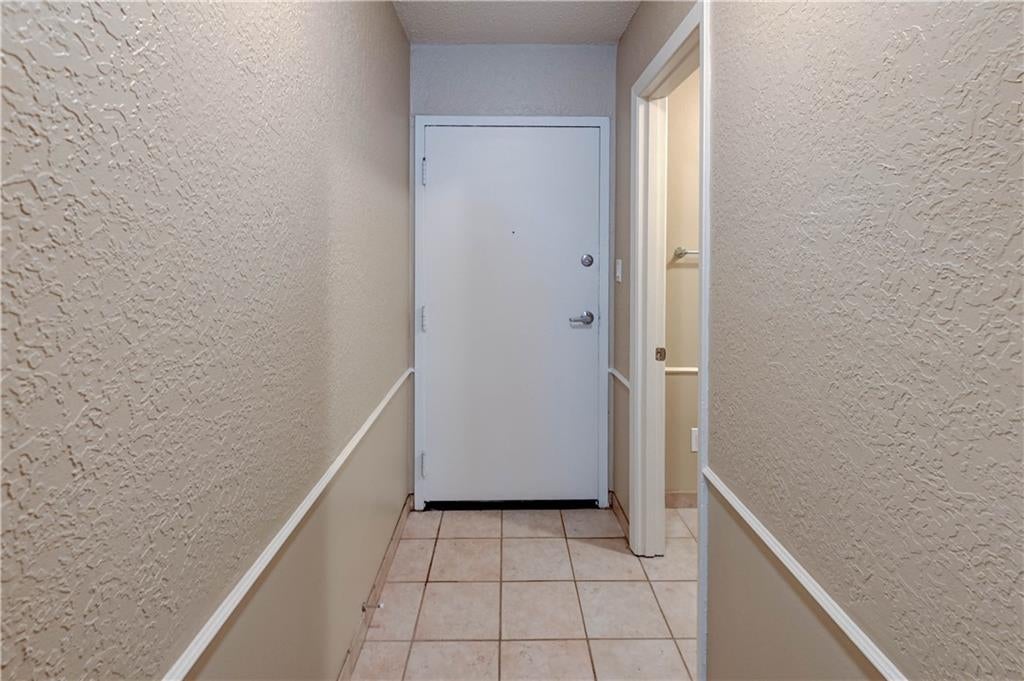 4157 Roanoke Road 2