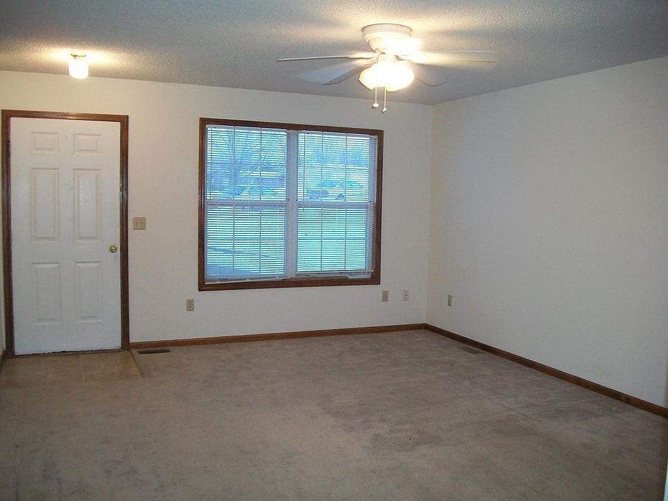 Broad | Streck Street