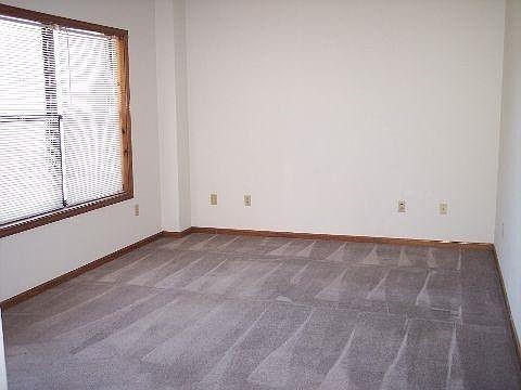 Broad | Streck Street