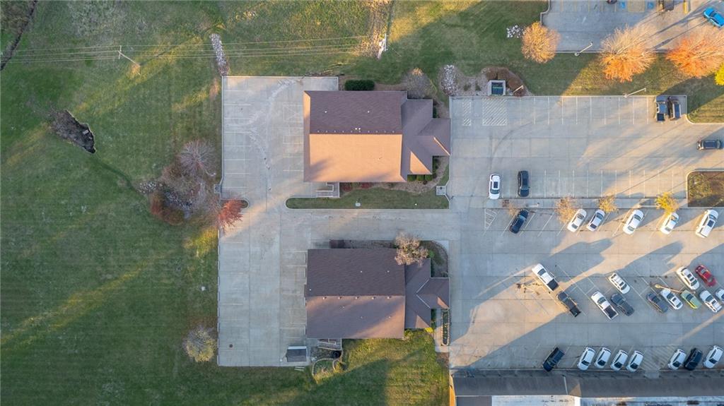 1006 & 1010 N Jesse James Road