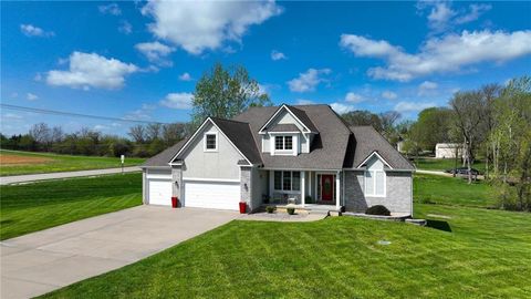 Photo of 12616 Donahoo Road, Kansas City, KS 66109 (MLS # 2608989)