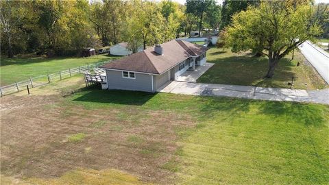 Tiny photo for 7003 N Brookside Road, Liberty, MO 64068 (MLS # 2584691)