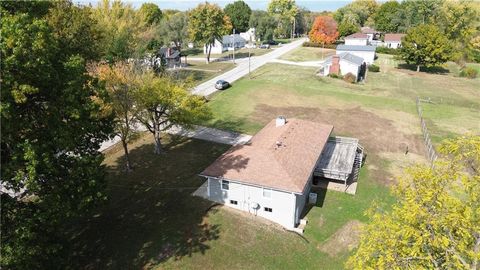 Tiny photo for 7003 N Brookside Road, Liberty, MO 64068 (MLS # 2584691)