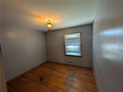 Tiny photo for 7003 N Brookside Road, Liberty, MO 64068 (MLS # 2584691)