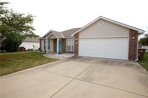 808 Clancy Court, Raymore, MO 64083 - #: 2576496
