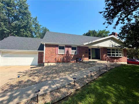 Photo of 321 S Clayton Avenue, Maryville, MO 64468 (MLS # 2638459)