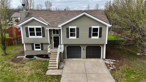 33124 W 87th Terrace, De Soto, KS 66018 - MLS#: 2612050