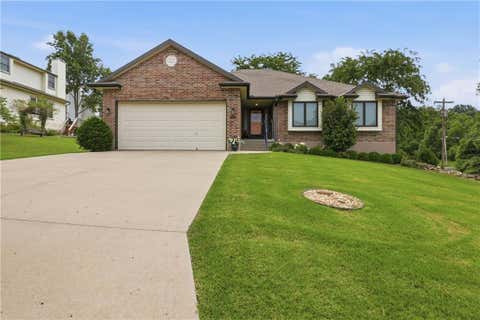 Photo of 3323 S Prescott Avenue, Blue Springs, MO 64015 (MLS # 2633124)
