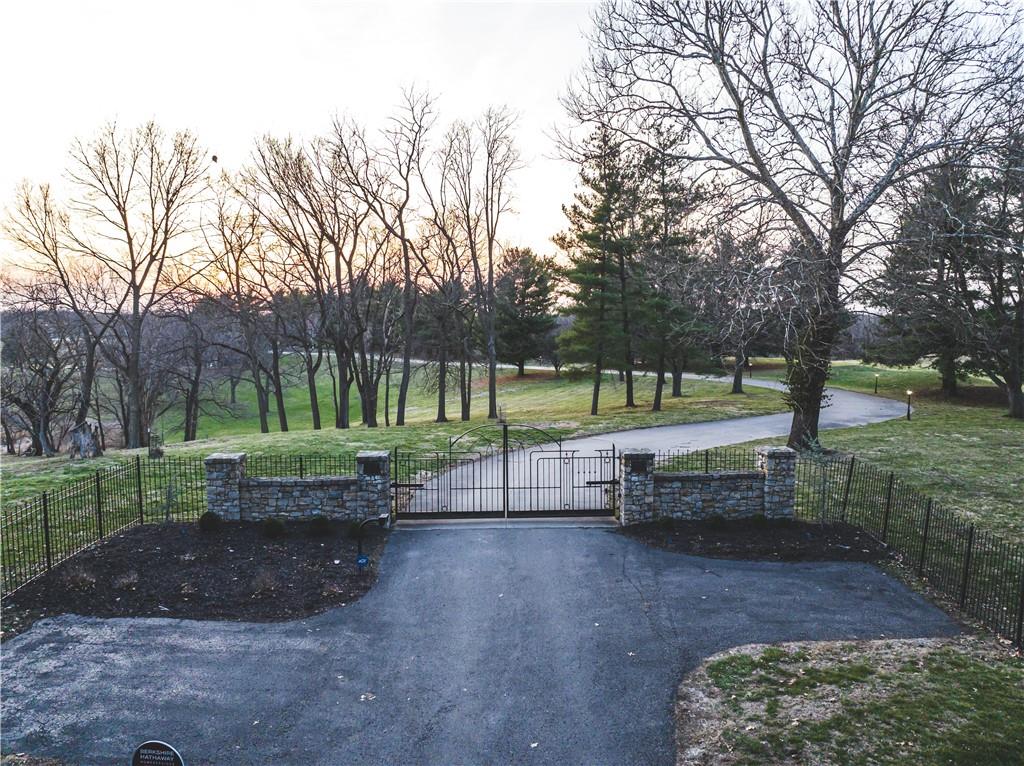 4112 Miller Road