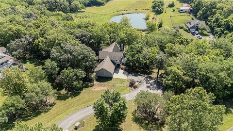 Photo of 2323 S Crenshaw Road, Independence, MO 64057 (MLS # 2615578)