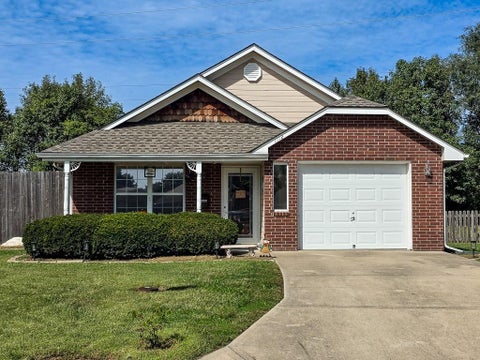 Photo of SW Blue Branch Drive, Grain Valley, MO 64029 (MLS # 2644002)