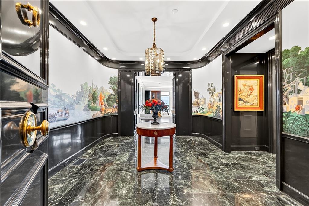 400 W 49th Terrace 2146