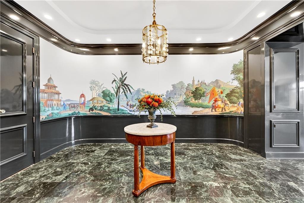 400 W 49th Terrace 2146