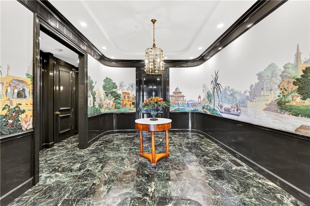 400 W 49th Terrace 2146