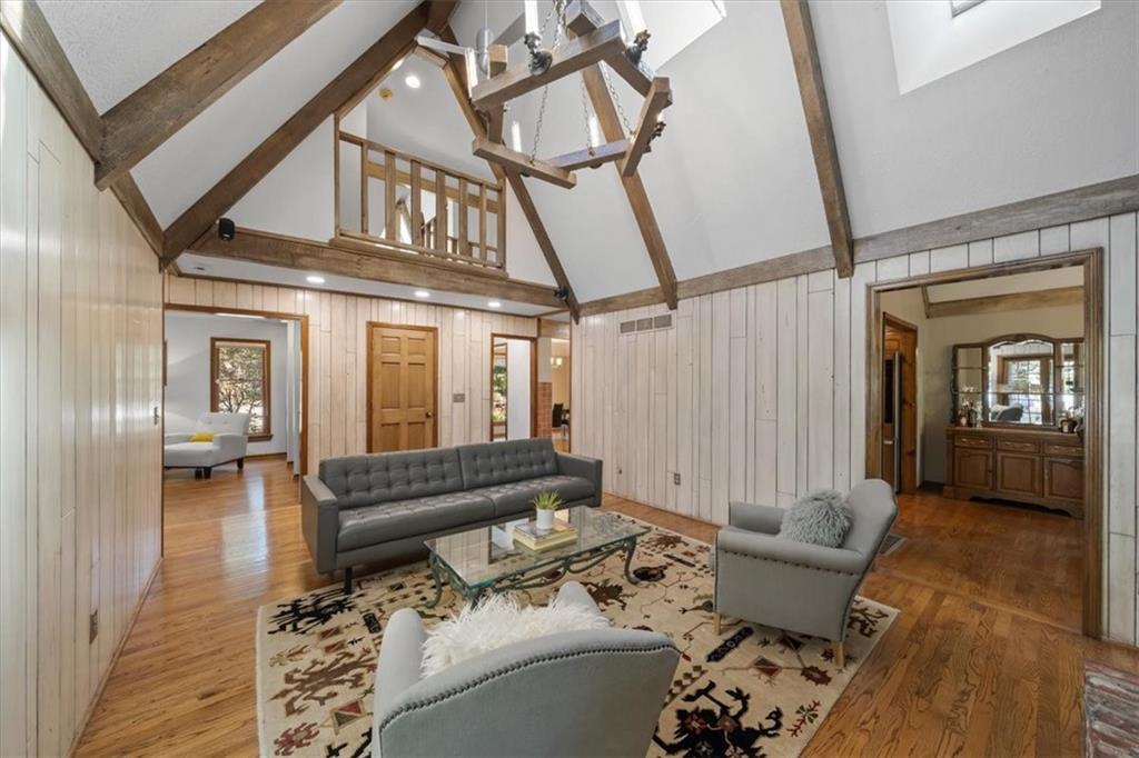 4710 Monrovia Street