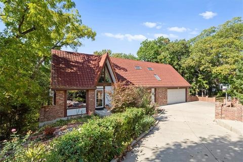 4710 Monrovia Street Shawnee KS 66216