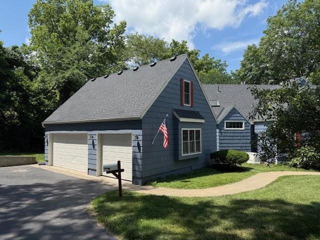 807 W 98th Street