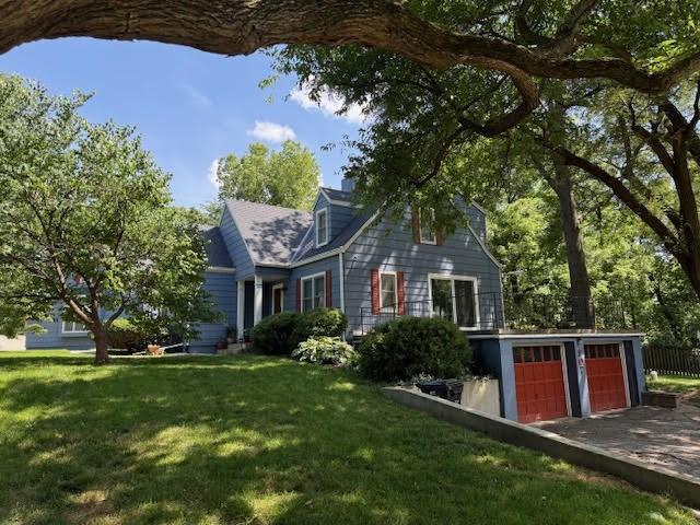 807 W 98th Street