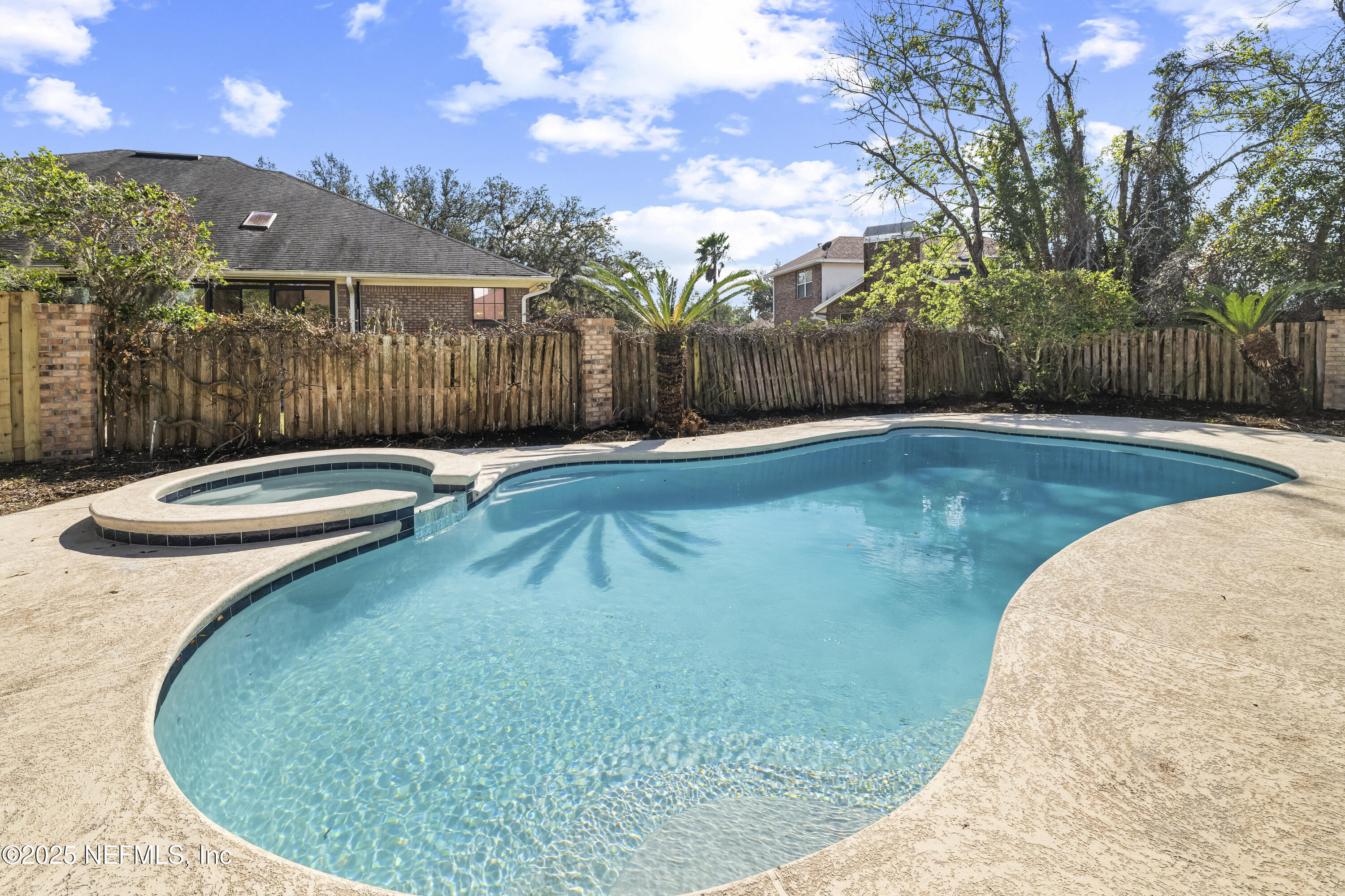12626 MISSION HILLS Circle N