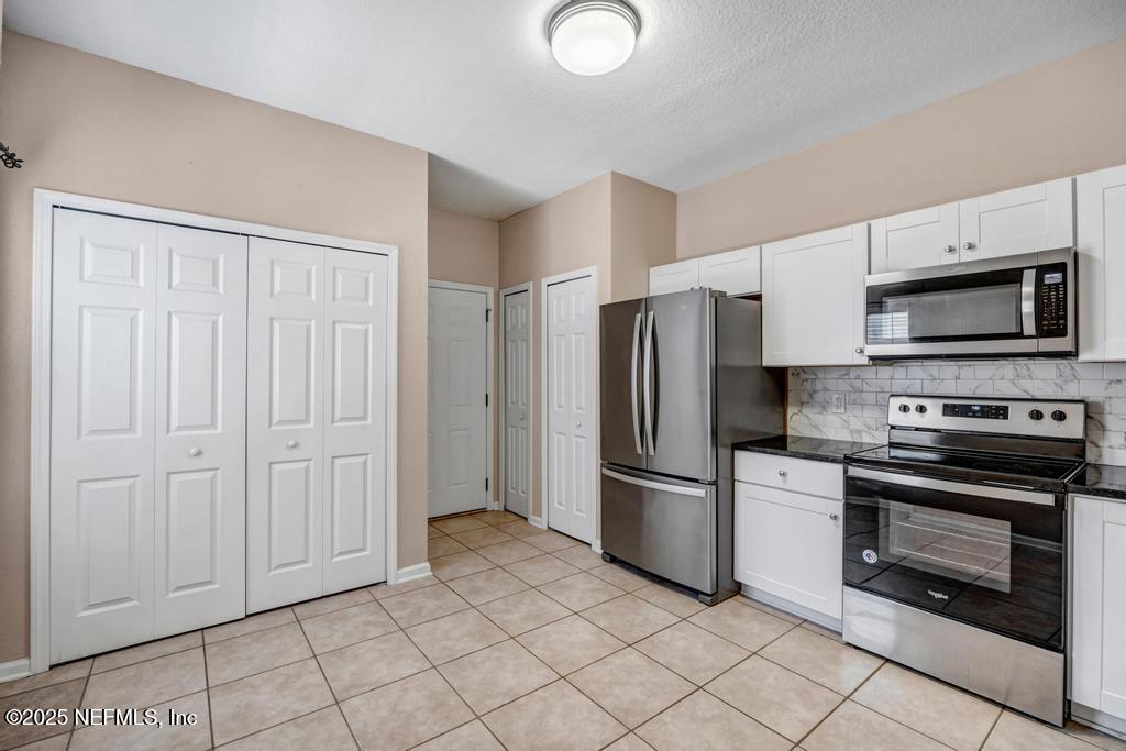 738 SCRUB JAY Drive