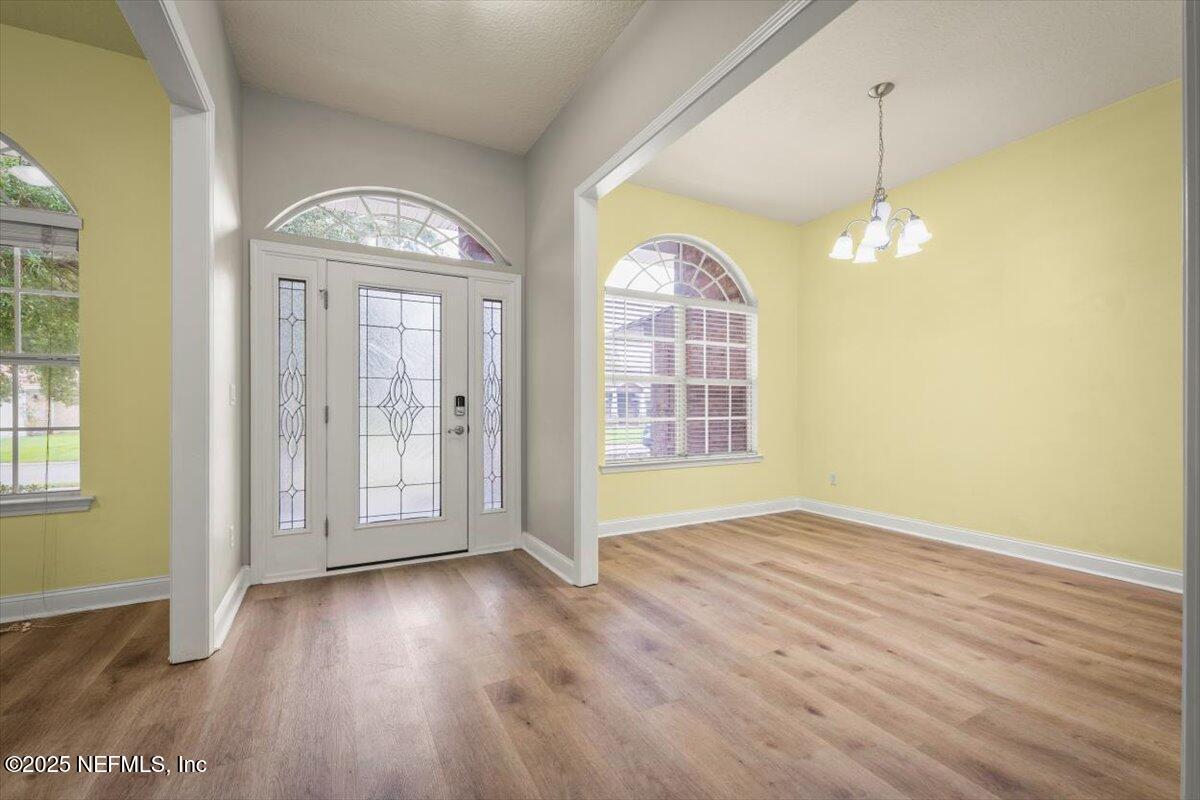 3221 SILVERADO Circle