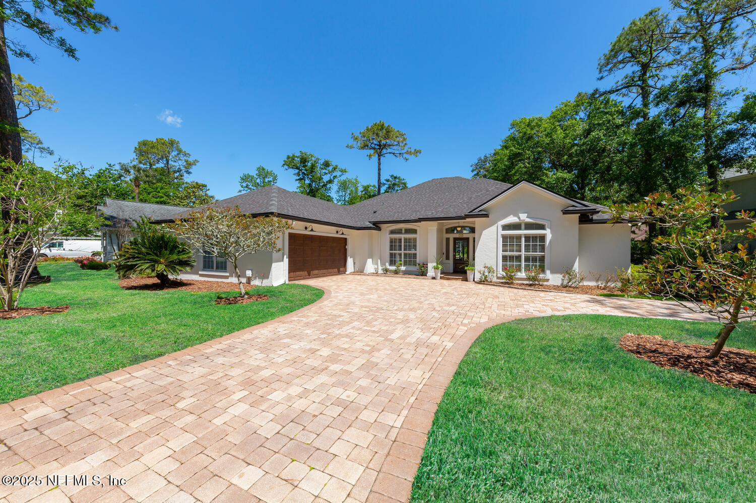 104 CYPRESS LAGOON Court