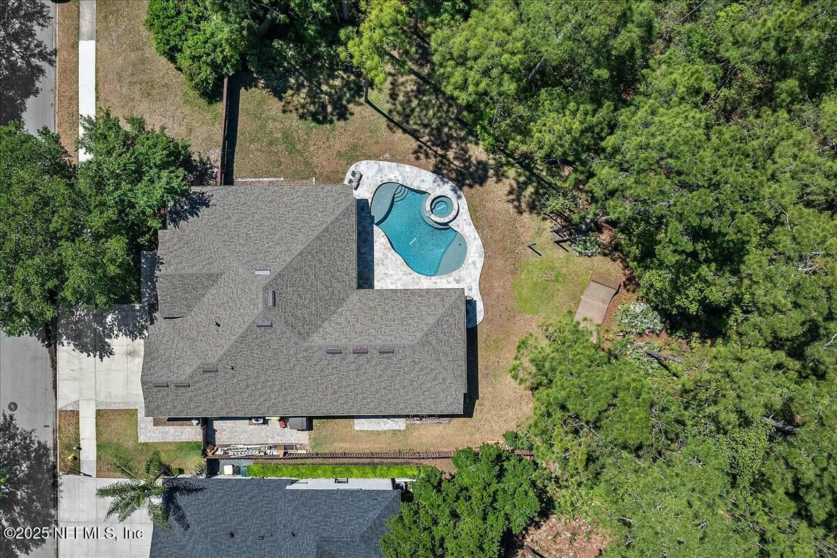 6095 SHADEHILL Road