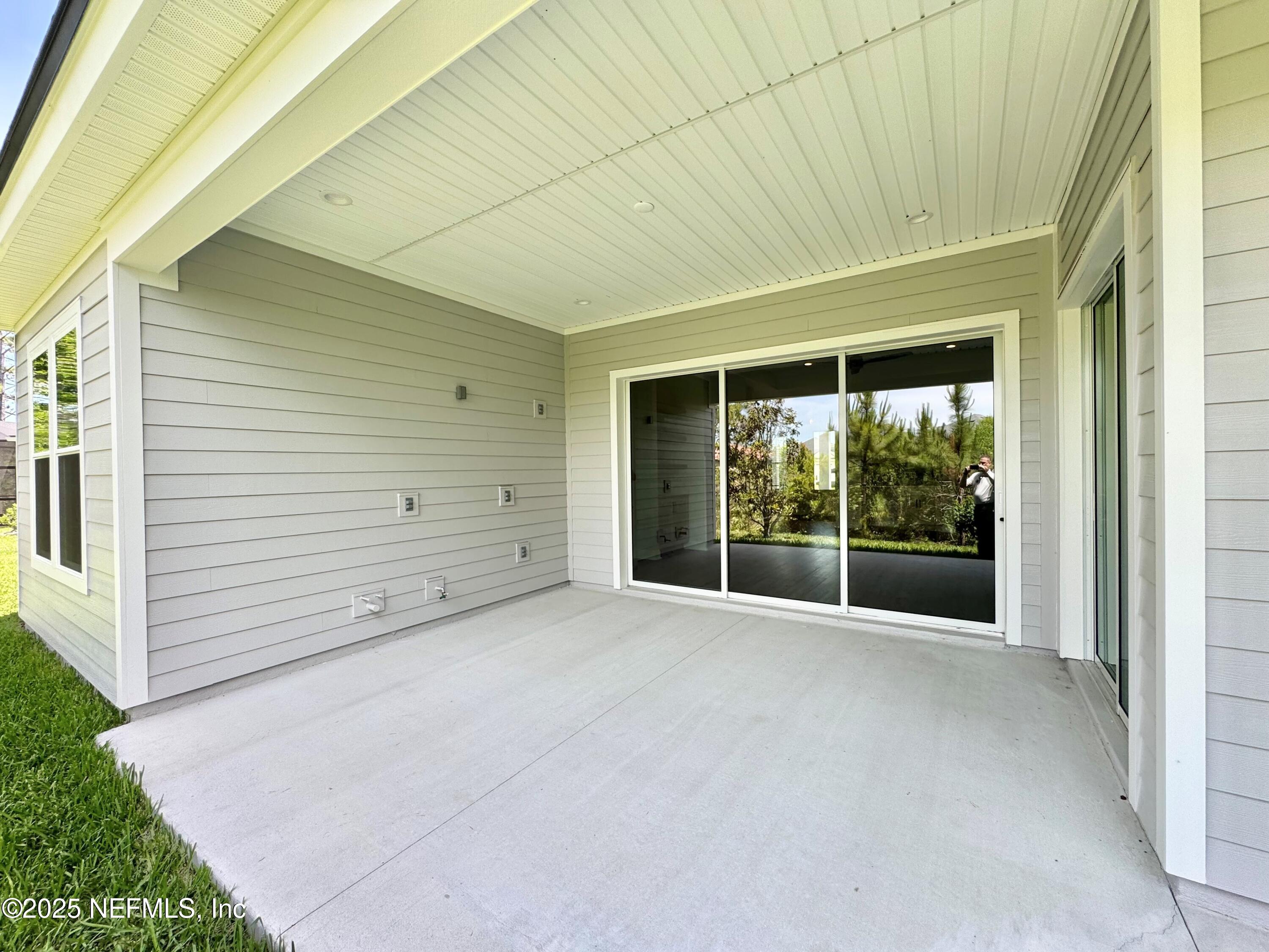 44 VEGA Court