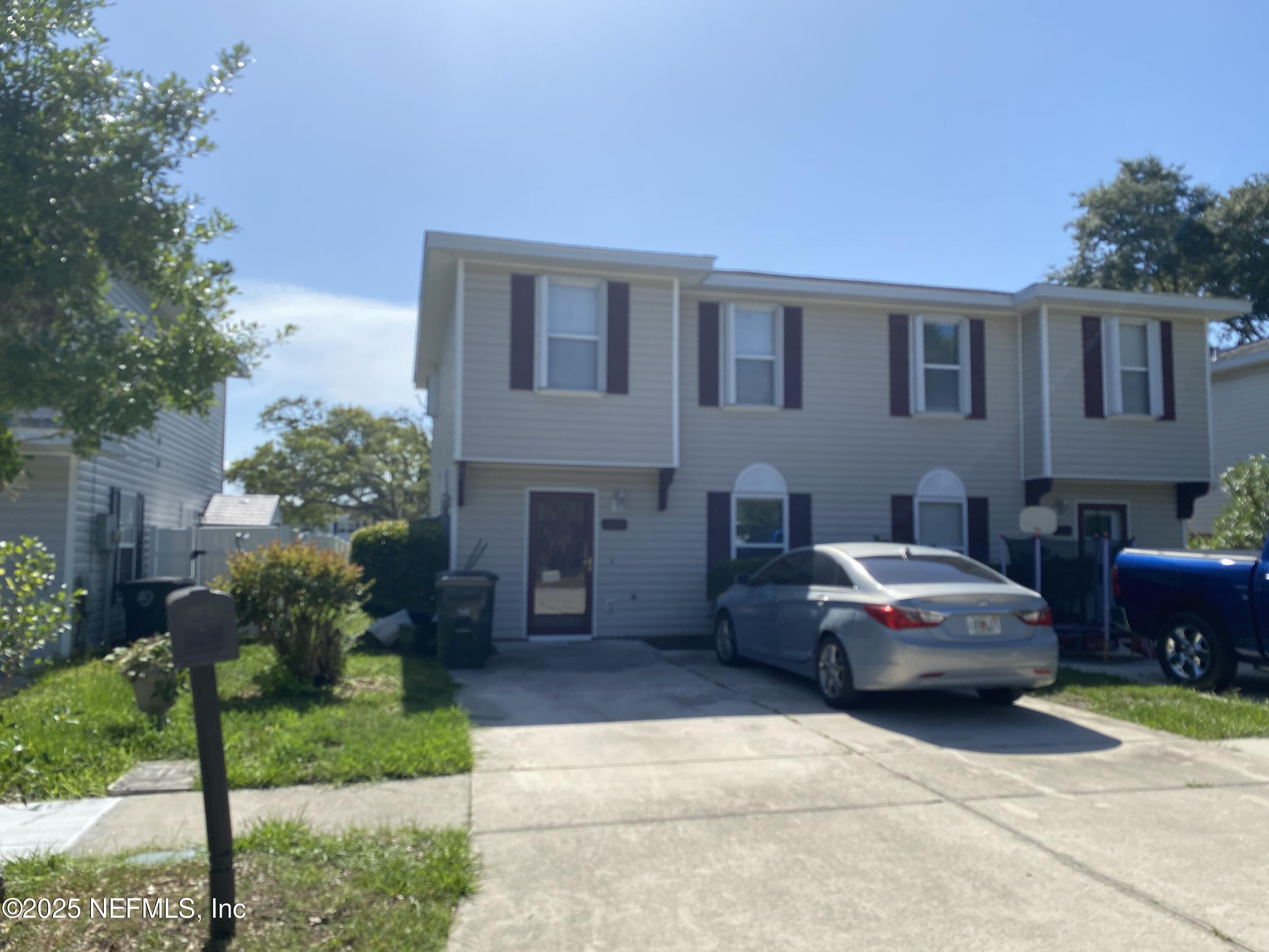 1114 SCHEIDEL Court