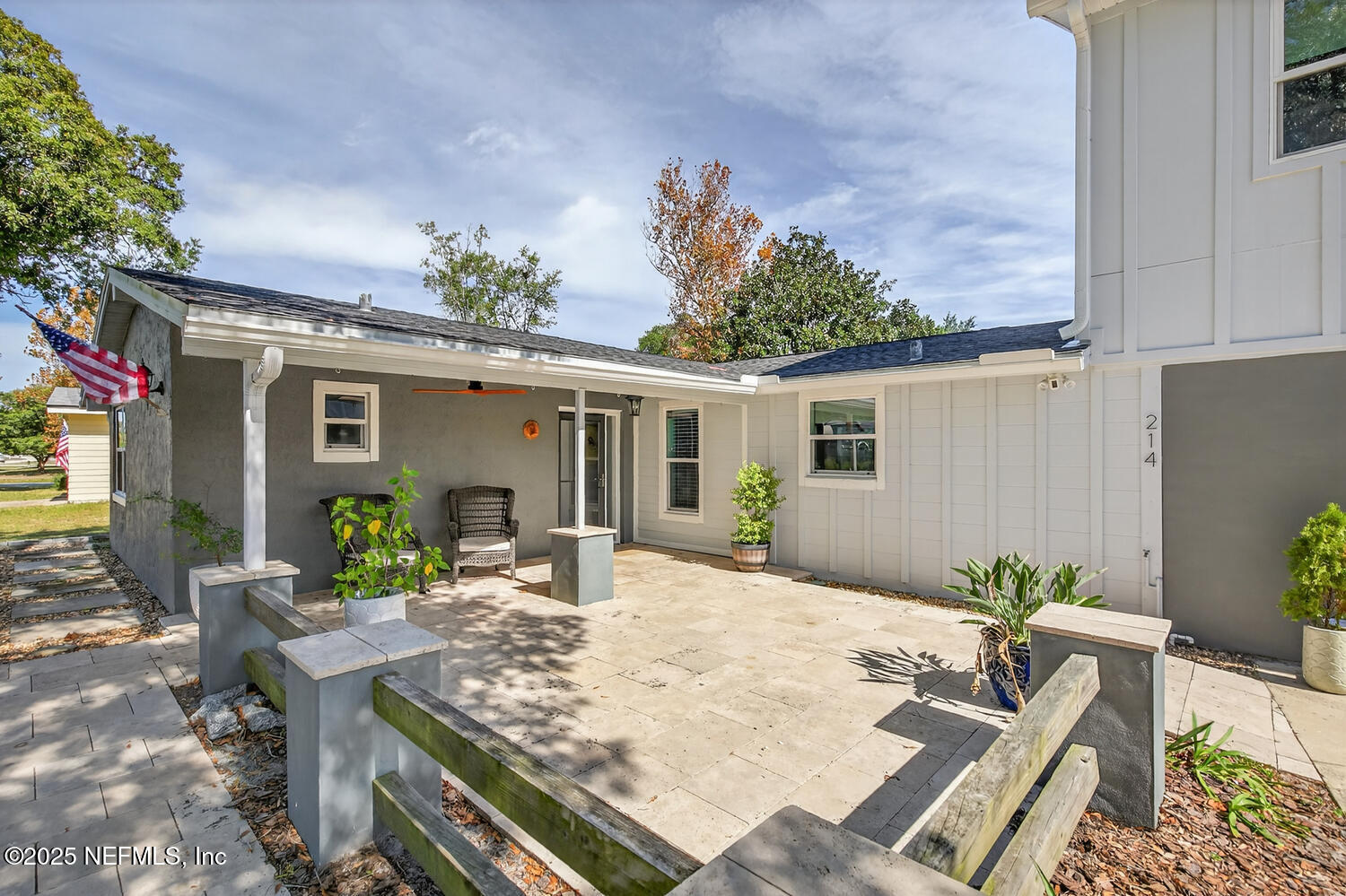 214 DELTONA Boulevard