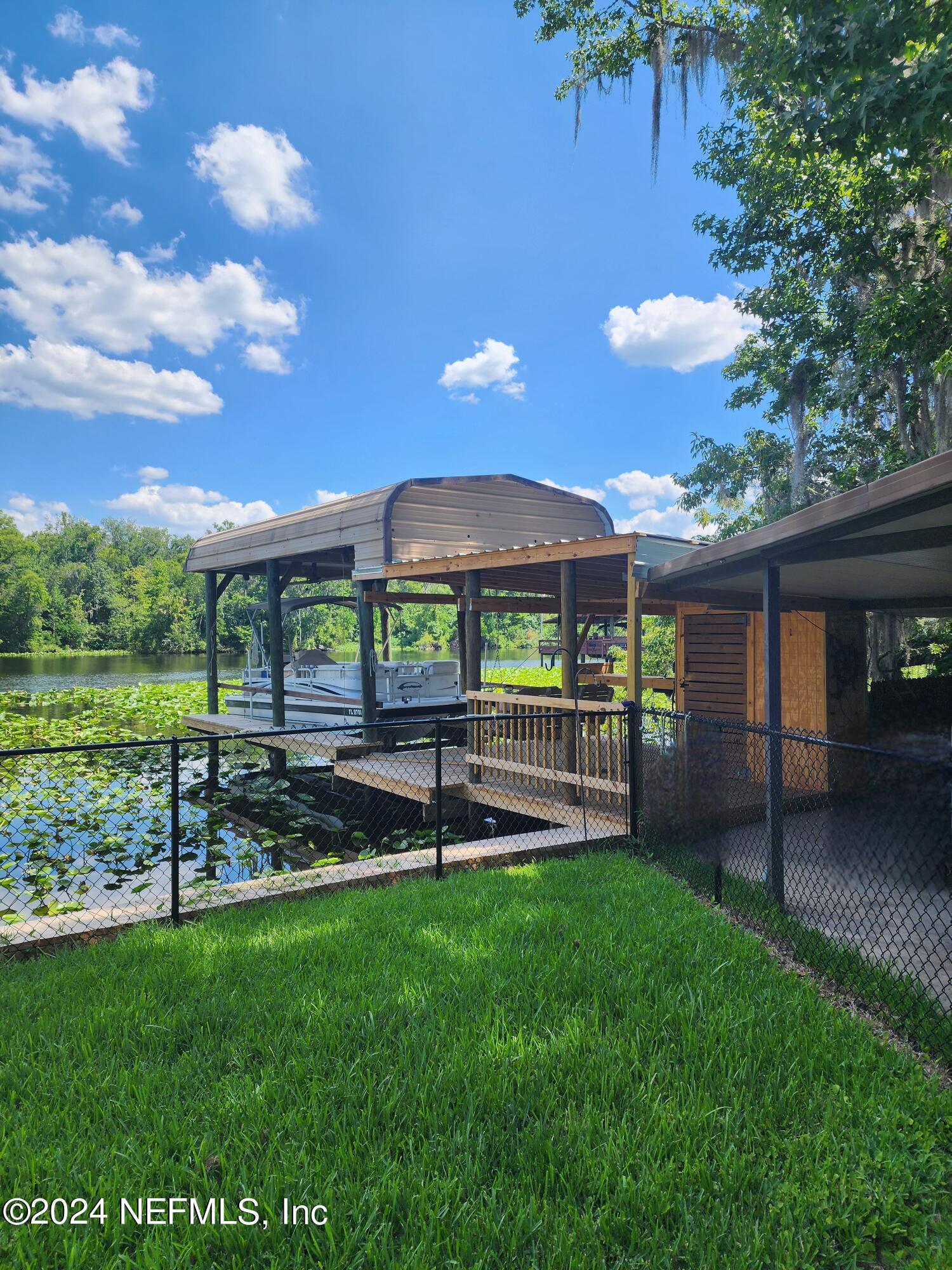 334 PARADISE Circle