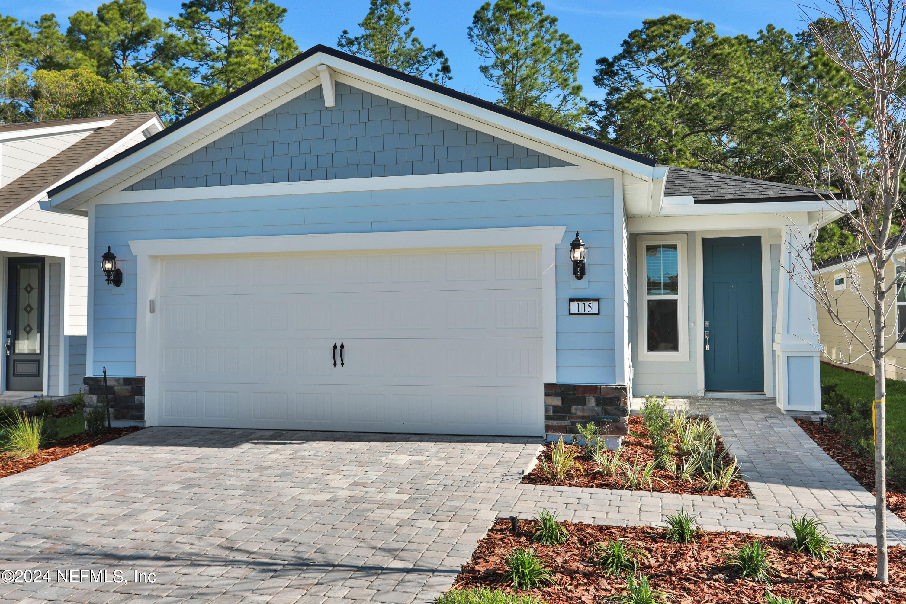 St Augustine, FL home for sale located at 115 Fairlake Circle, St Augustine, FL 32092