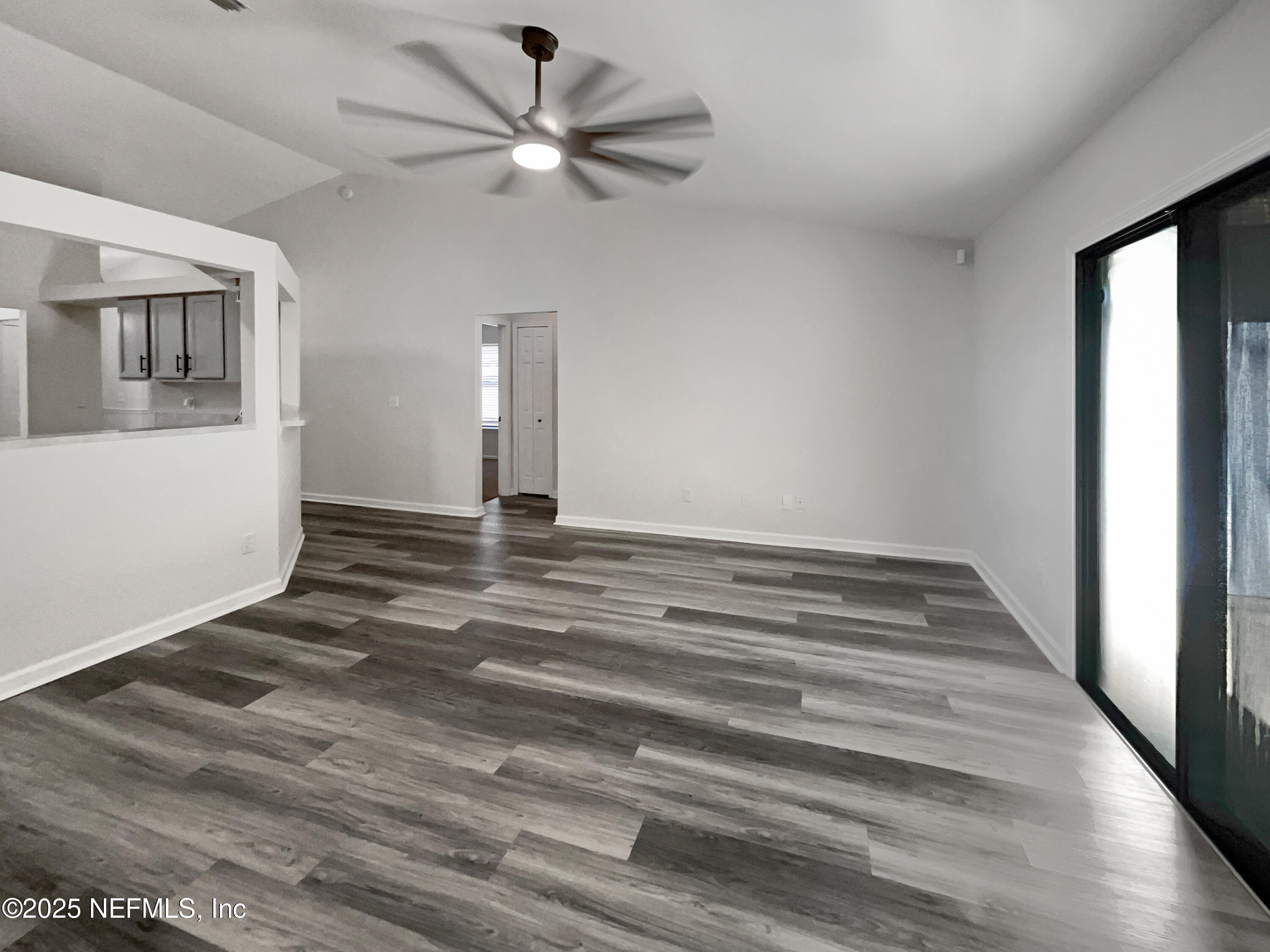 8549 STAR LEAF Road N
