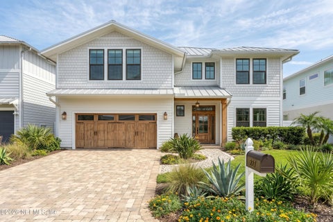 Photo of 227 40TH Avenue S, Jacksonville Beach, FL 32250 (MLS # 2163542)