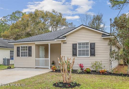 St Augustine, FL home for sale located at 1040 Bruen Street, St Augustine, FL 32084