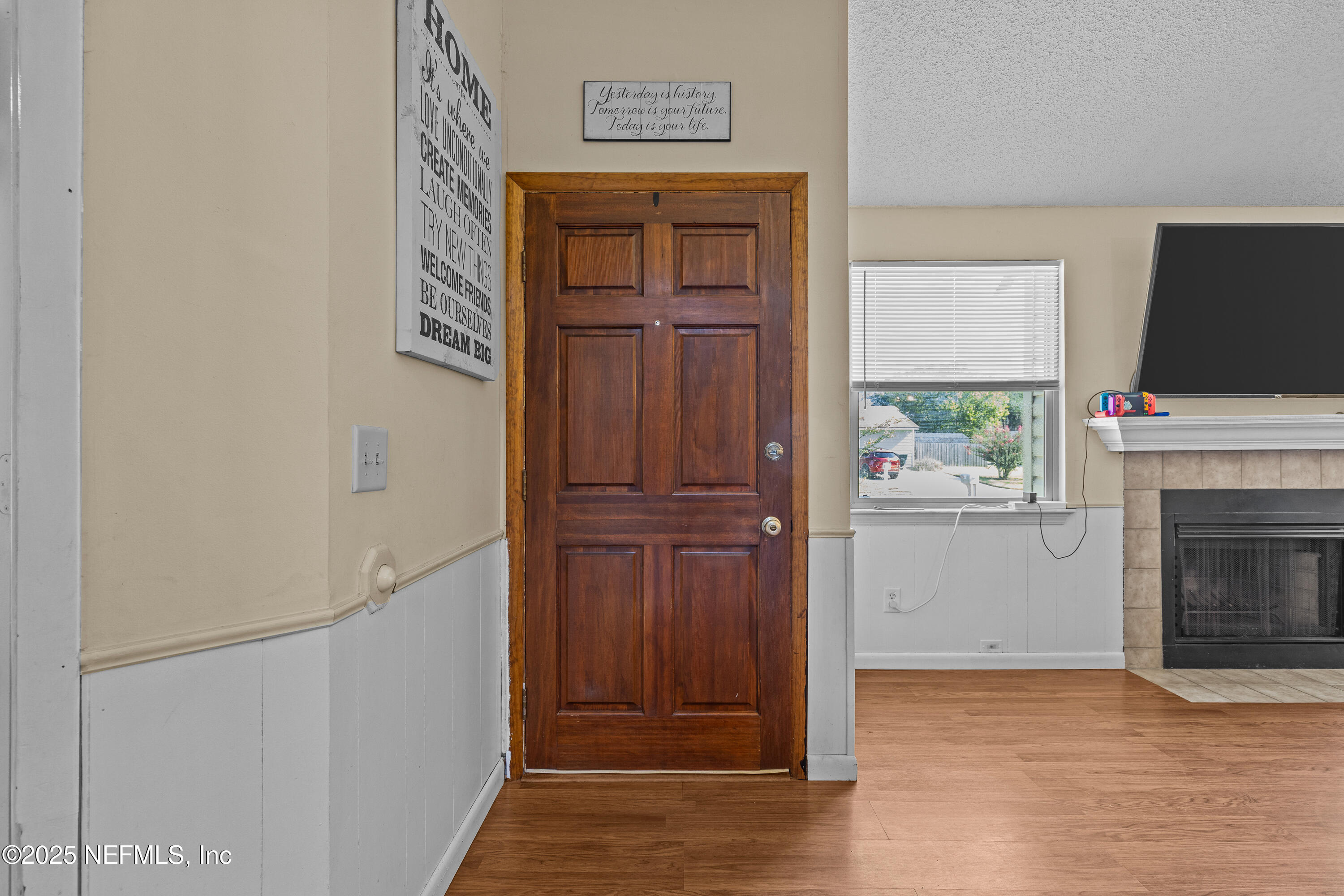 5194 THOROUGHBRED Boulevard