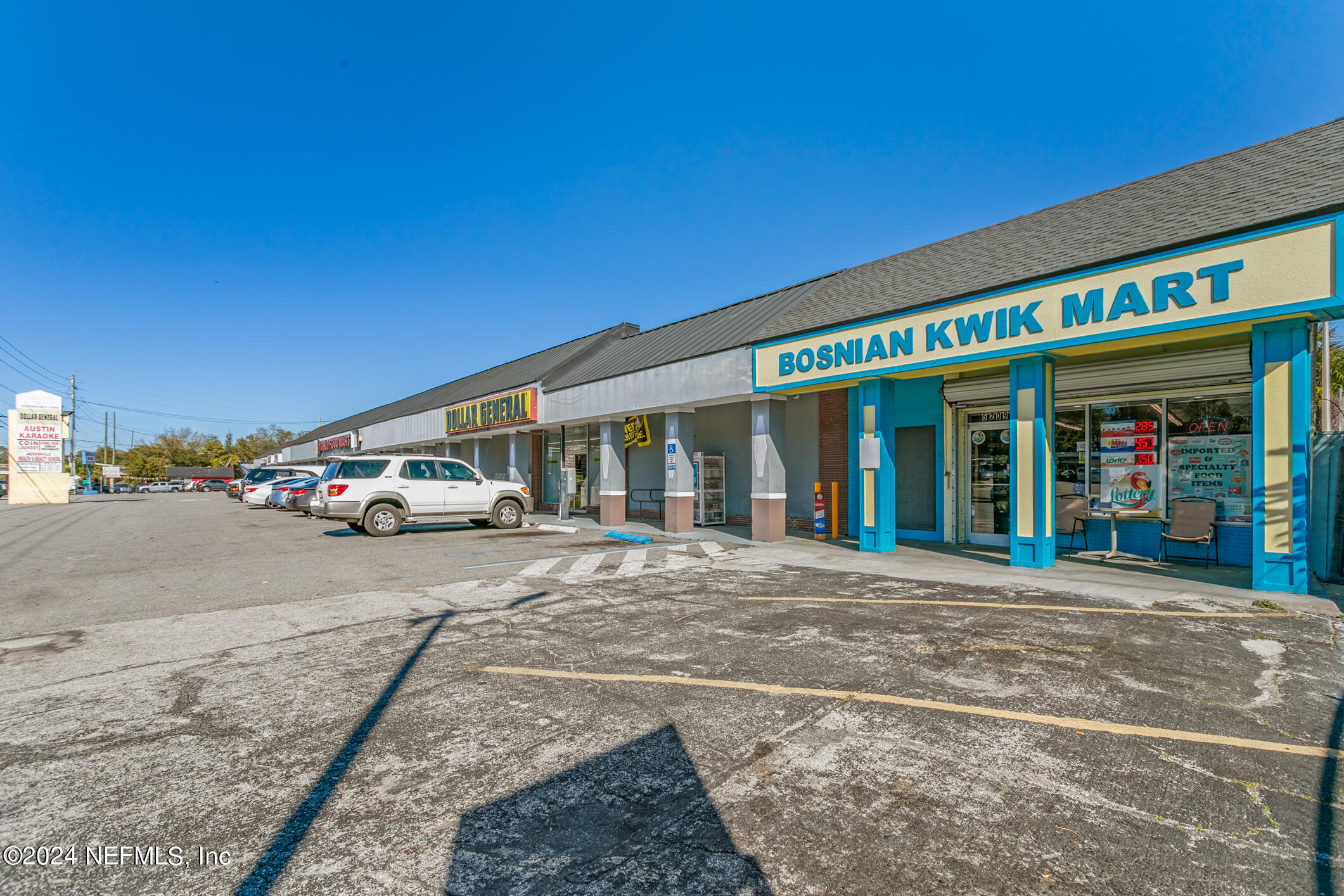 5209 BEACH Boulevard 5209 & 5207