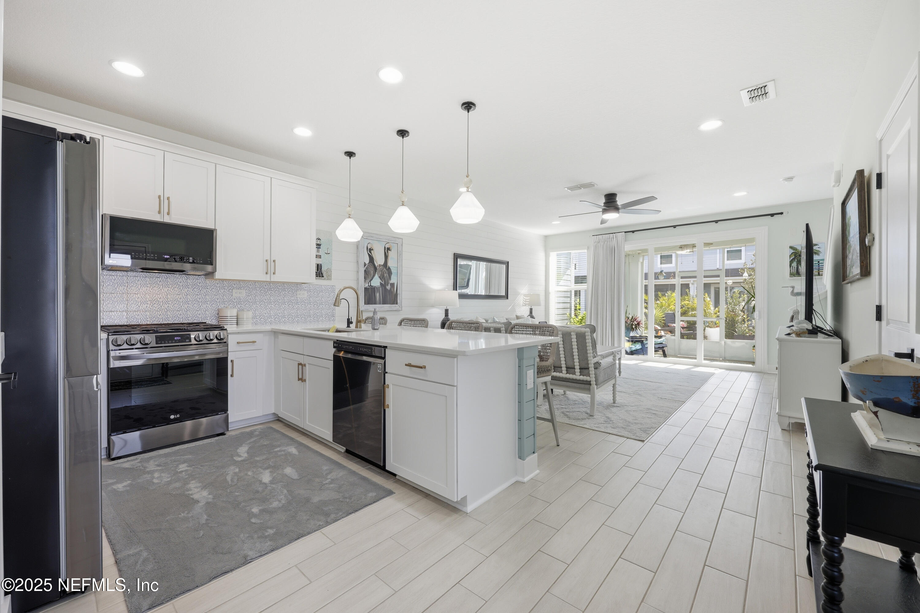 75 THURNHAM Lane