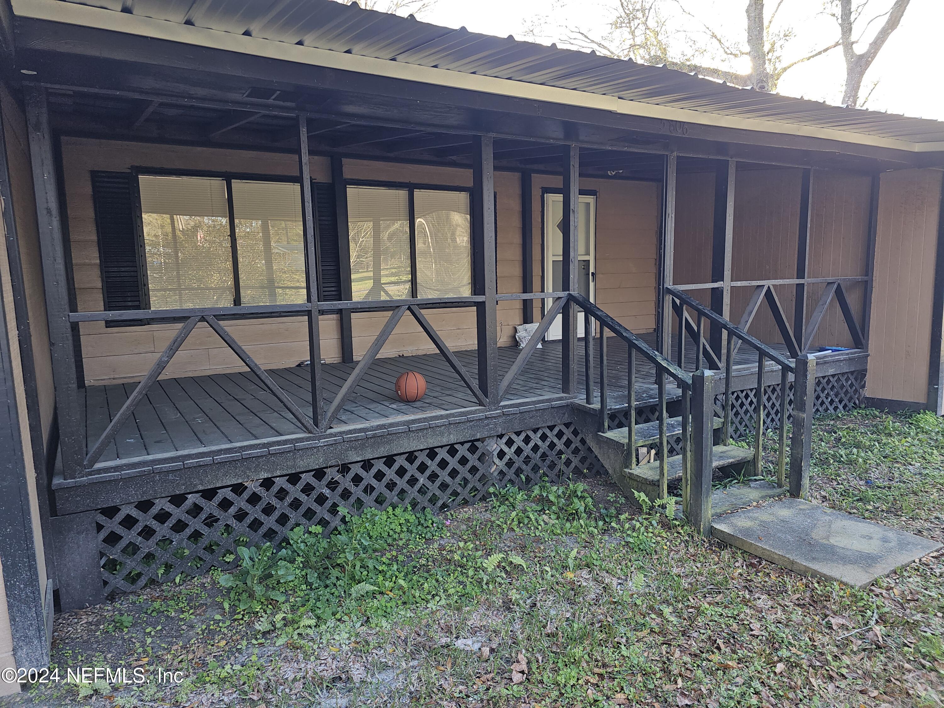 5794/5806 WOODLAWN CEMETERY Road