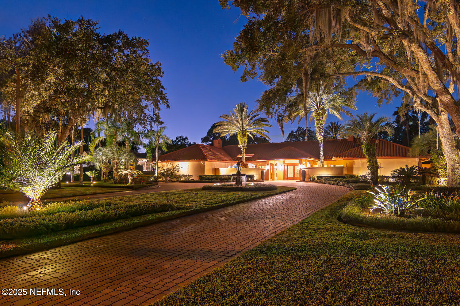 149 TWELVE OAKS Lane