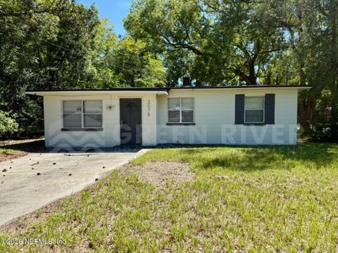 Photo of 3078 W 15TH Street, Jacksonville, FL 32254 (MLS # 2141610)