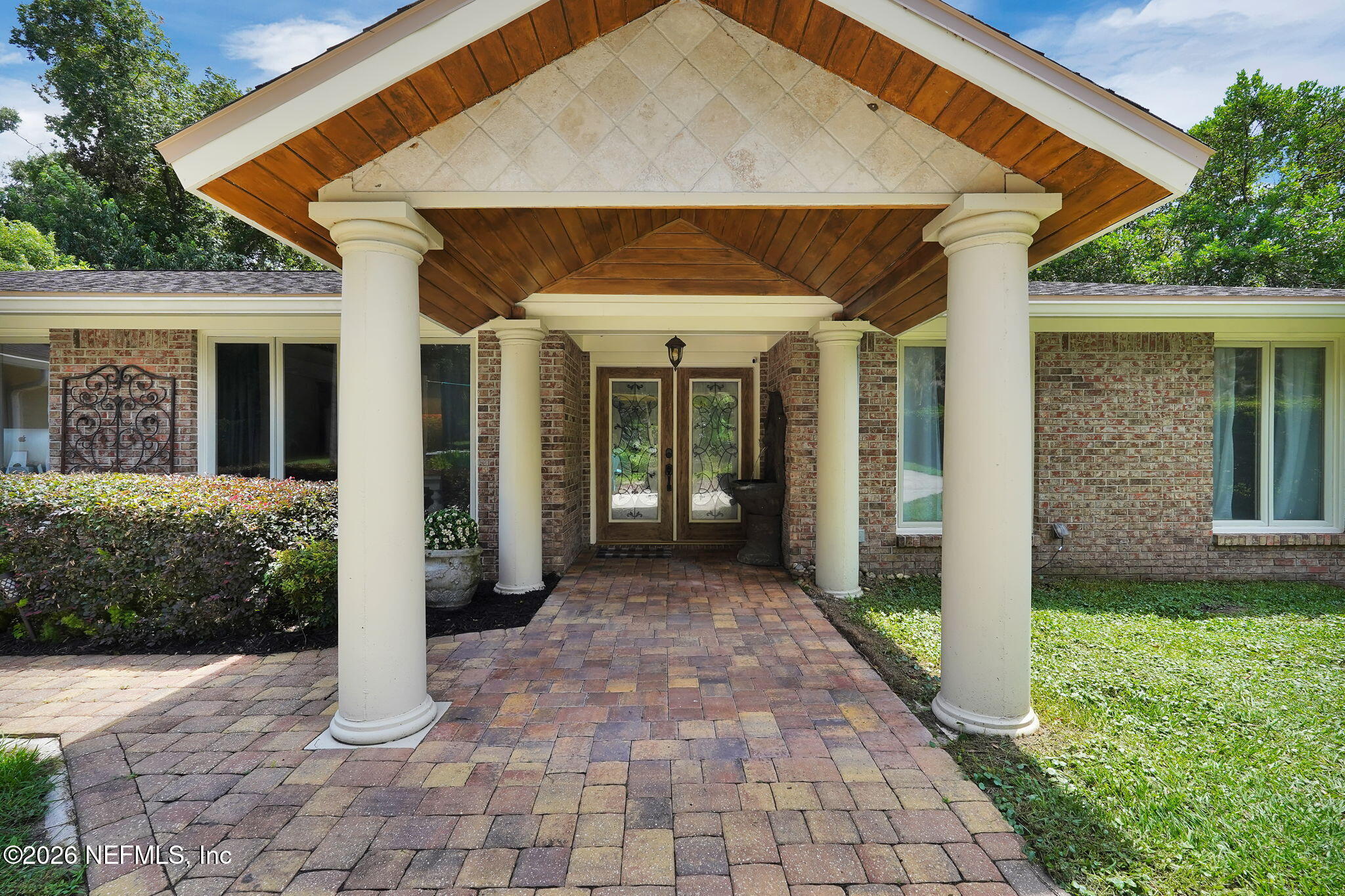 831 ARTHUR MOORE Drive