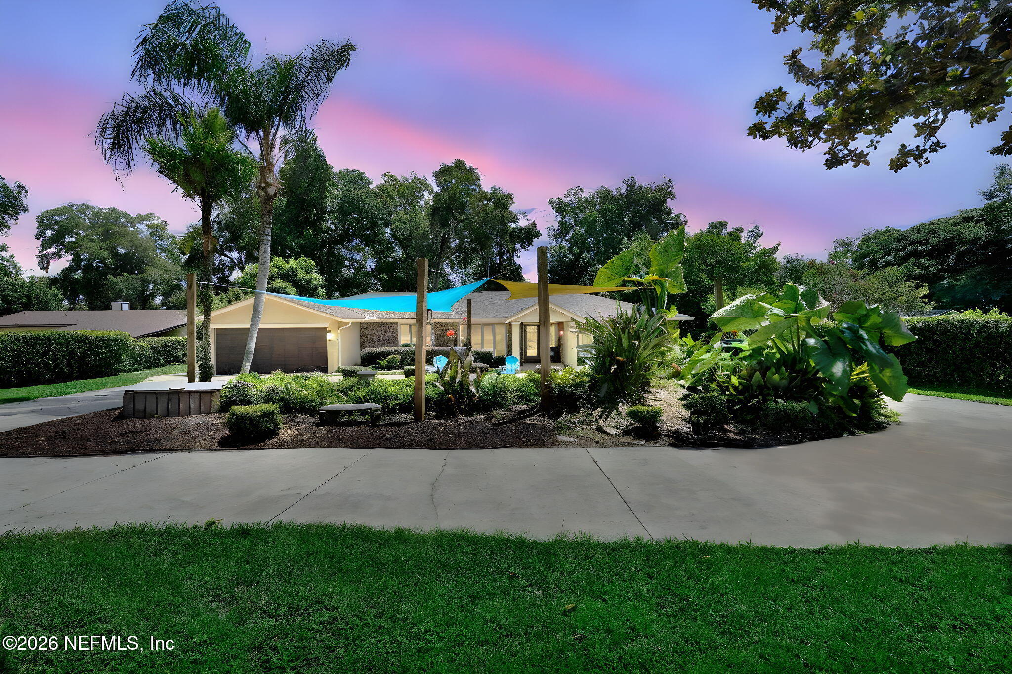 831 ARTHUR MOORE Drive