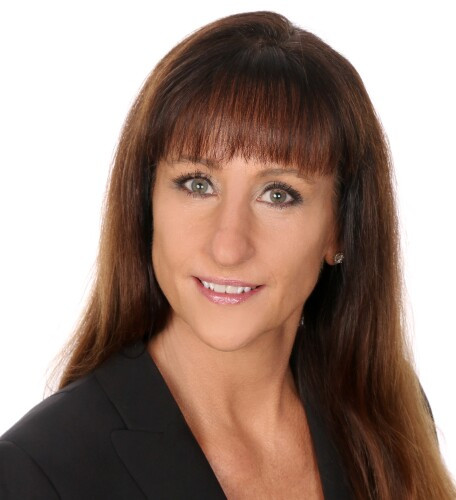 This is a photo of GENA THOMPSON. This professional services Maitland, FL 32751 and the surrounding areas.