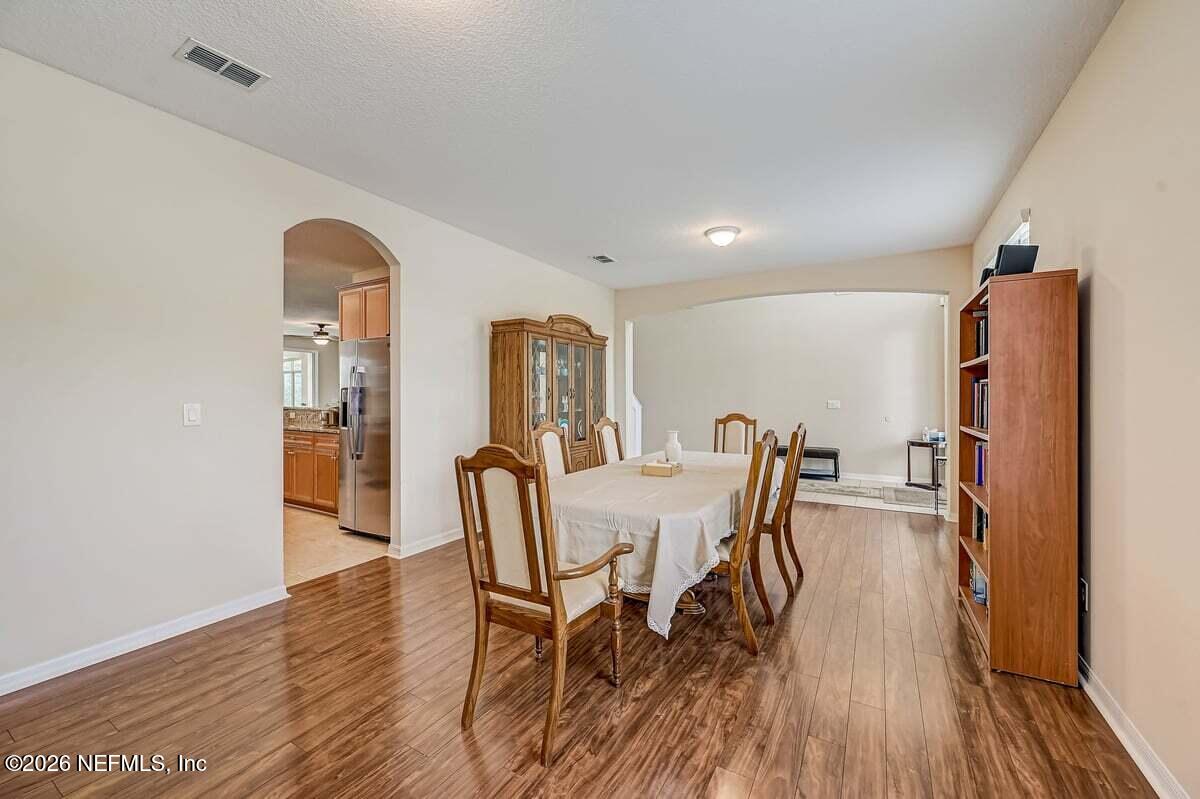 11703 MAGNOLIA FALLS Drive