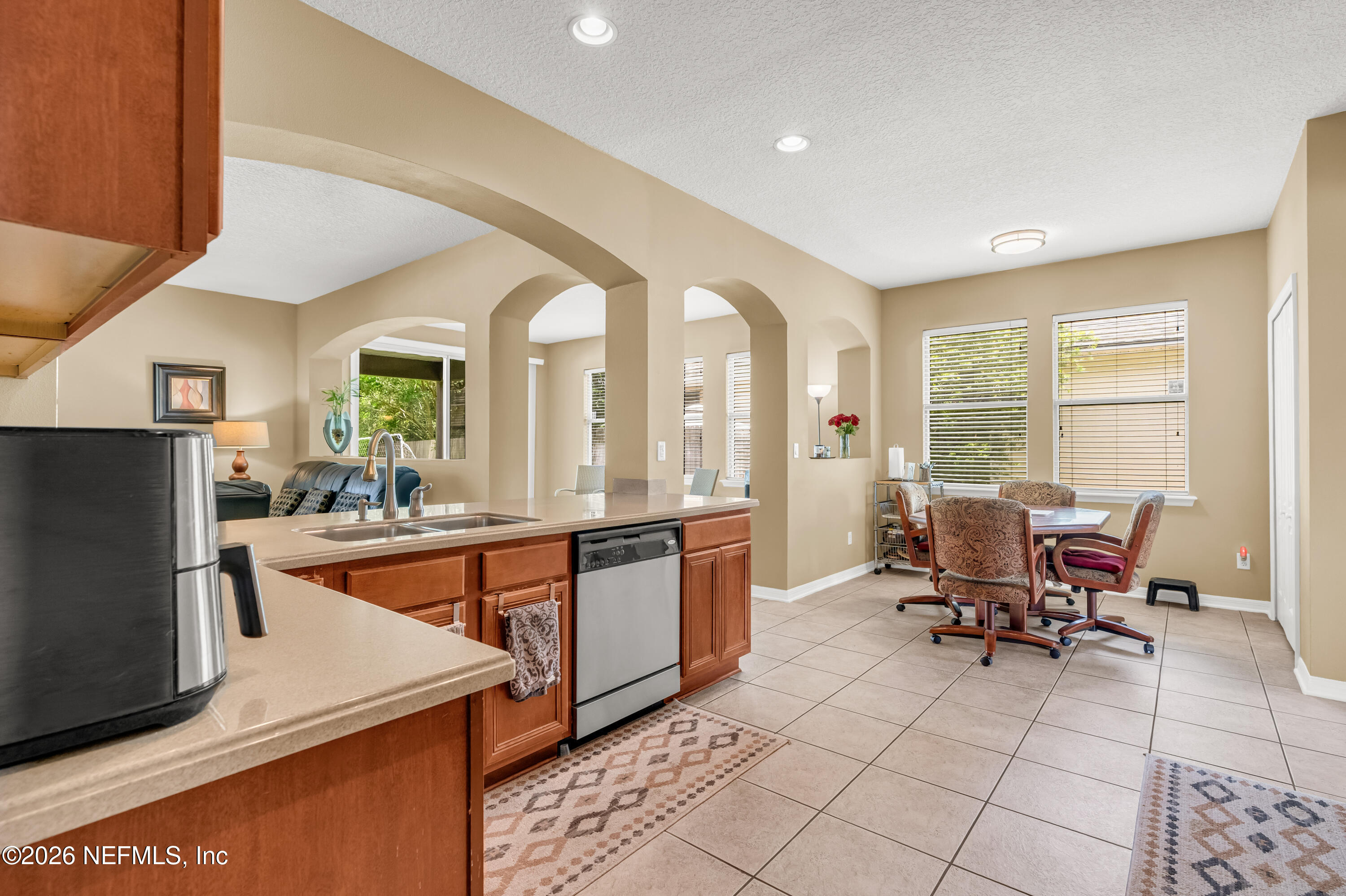 2622 KERMIT Court